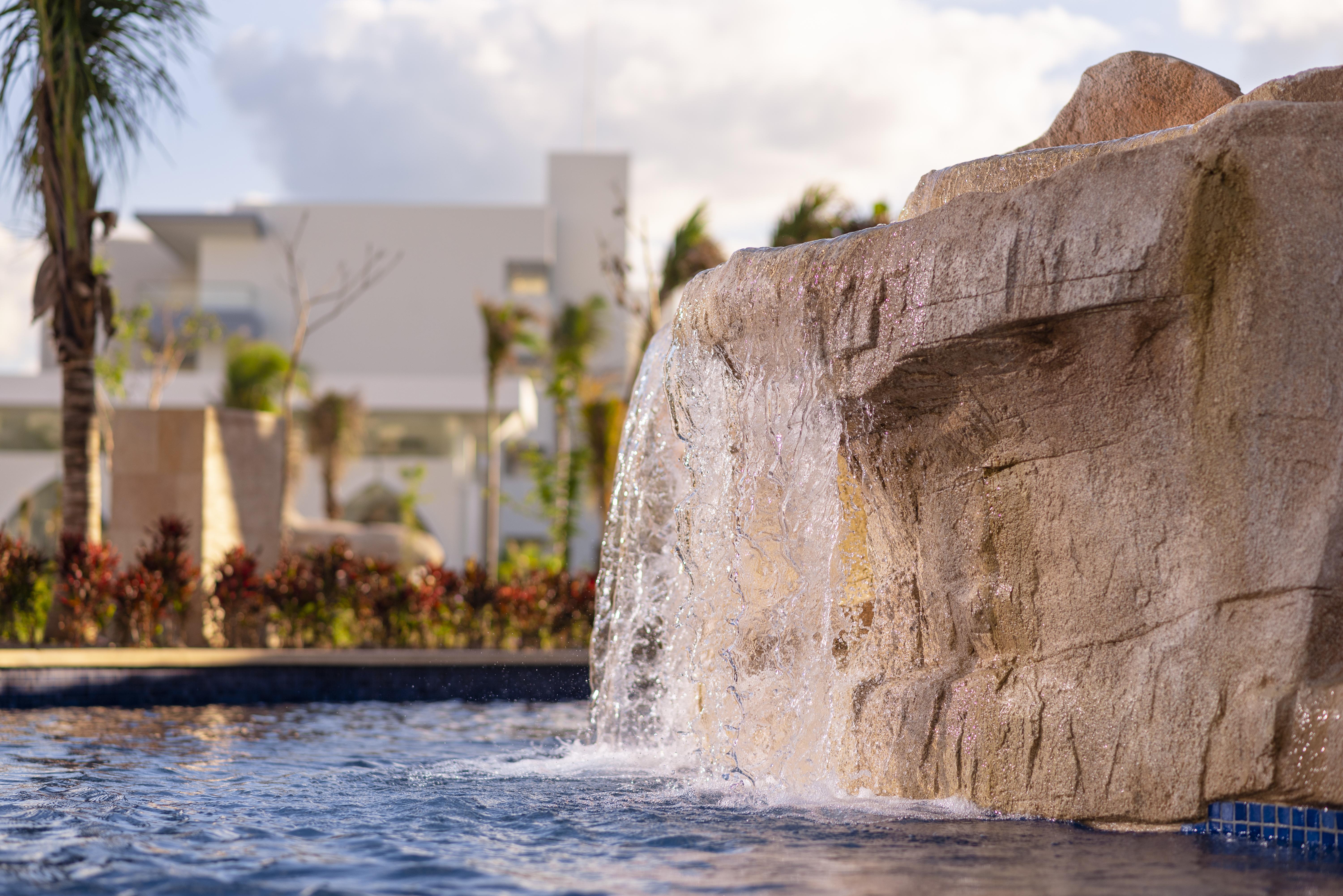 Planet Hollywood Cancun, An Autograph Collection All-Inclusive Resort (Adults Only) Exterior photo